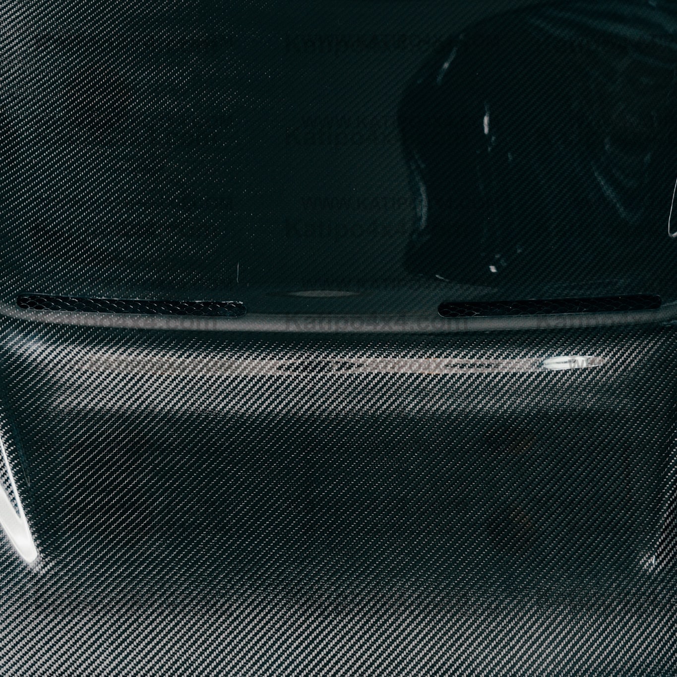 N80 TOYOTA HILUX CARBON BONNET, TYPE - BATMASN BASIC (2015-2022)