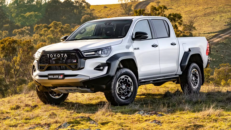 Toyota Hilux GR Sport / GRS