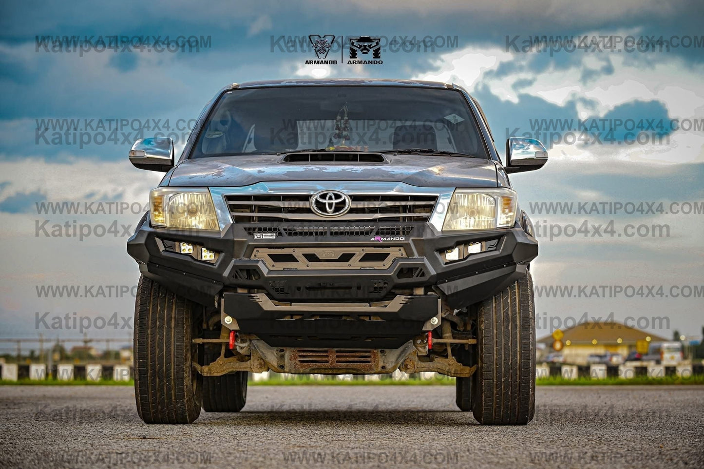 ARMANDO® Spartan Series Bull Bar to suit Toyota Hilux  2004-2015