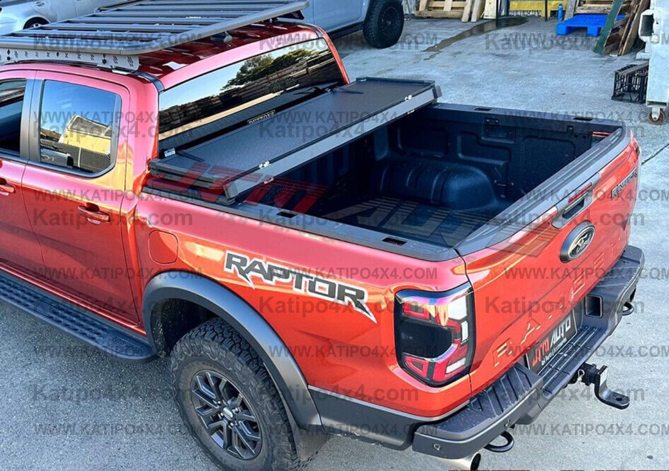 NEXT-GEN 2022+ FORD RANGER & RAPTOR  Tri-Fold Aluminium Lid