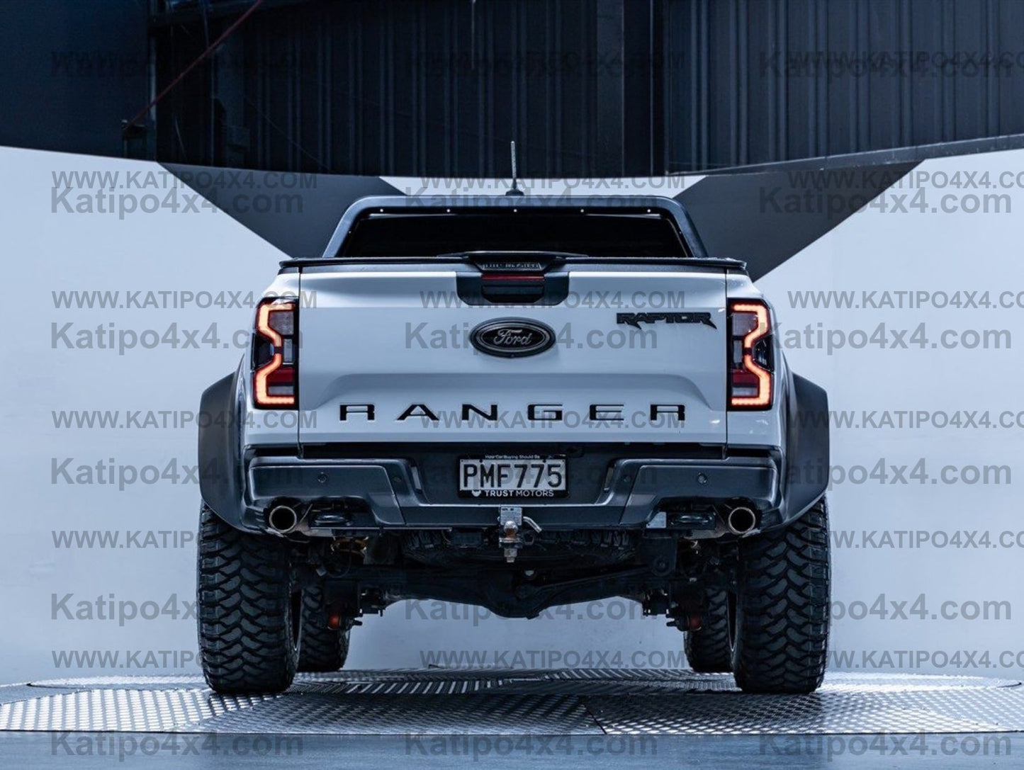( 19cm Wide Flares ) NEXT-GEN RANGER, RAPTOR & EVEREST - WIDE BODY FLARES (  WORLDWIDE SHIPPING  )