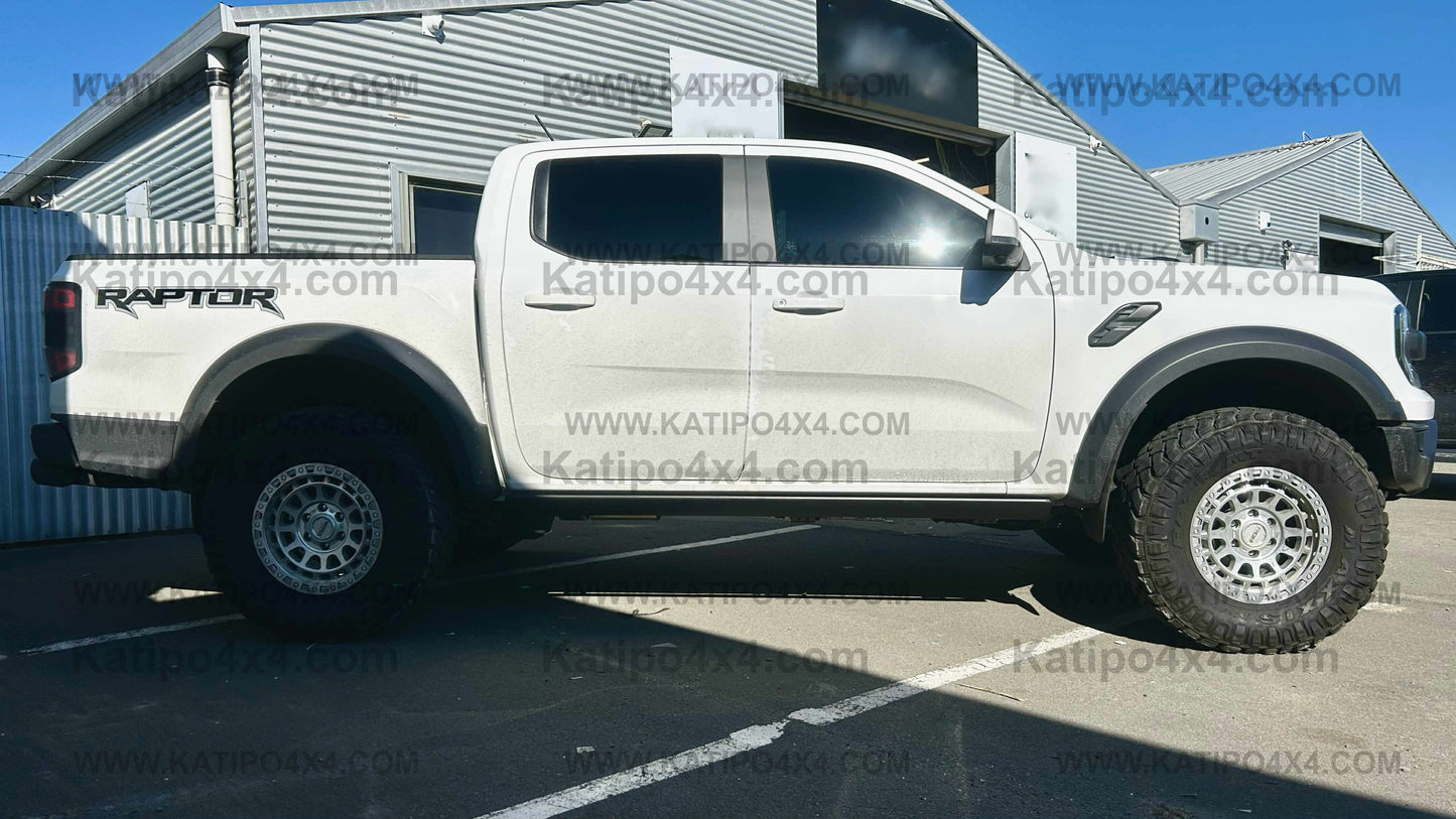 ELECTRIC POWER RETRACTABLE BOARD / FORD RANGER,  RAPTOR SIDE STEPS (2012-2025+) with LED Lights - Or NO LIGHTS