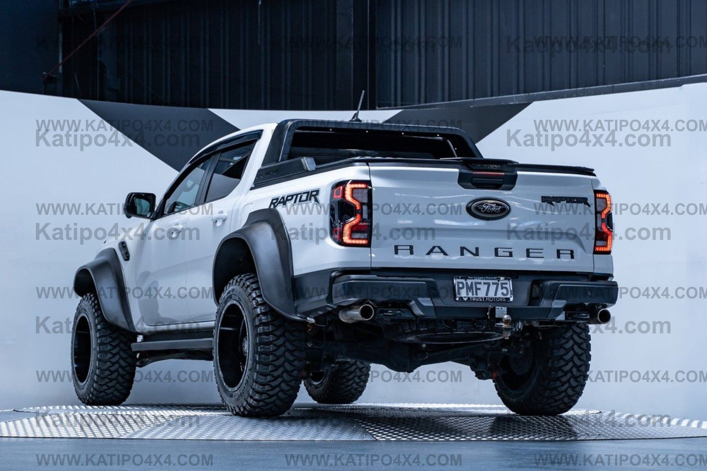 ( 19cm Wide Flares ) NEXT-GEN RANGER, RAPTOR & EVEREST - WIDE BODY FLARES (  WORLDWIDE SHIPPING  )