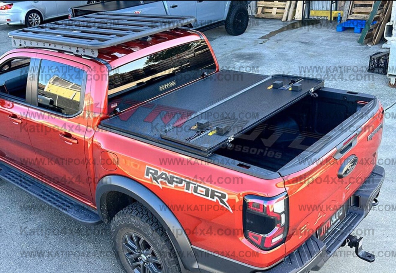 NEXT-GEN 2022+ FORD RANGER & RAPTOR  Tri-Fold Aluminium Lid