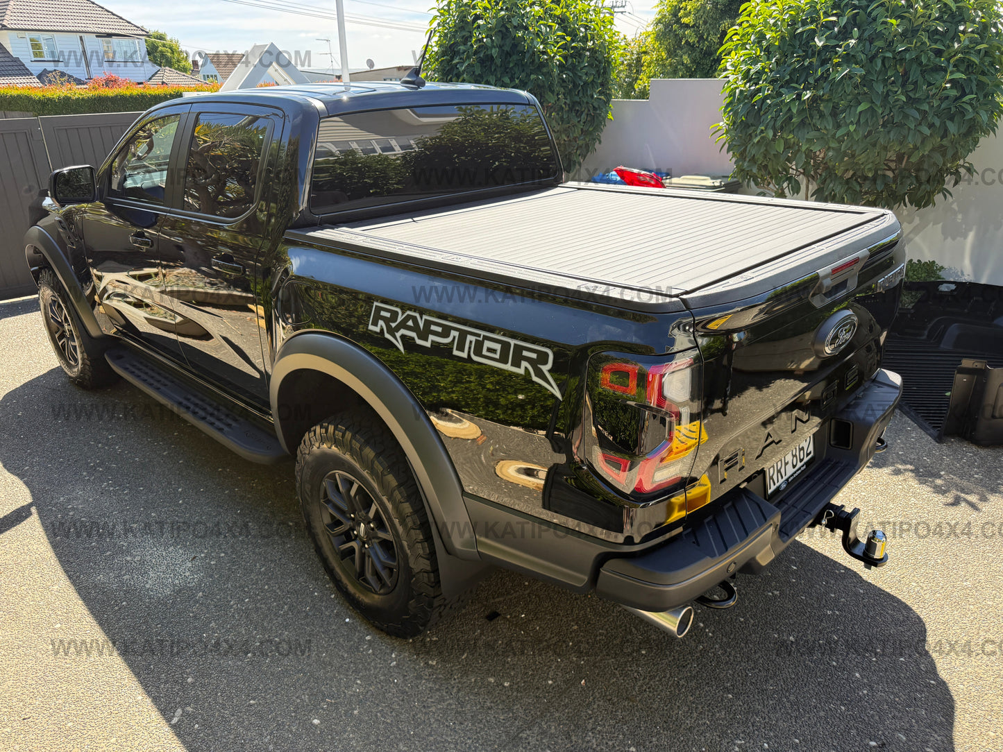 2022+ NEXT-GEN FORD RANGER & RAPTOR ELECTRIC ROLLER LID IN BLACK: FREE FITTING OR SHIPPING IN NZ