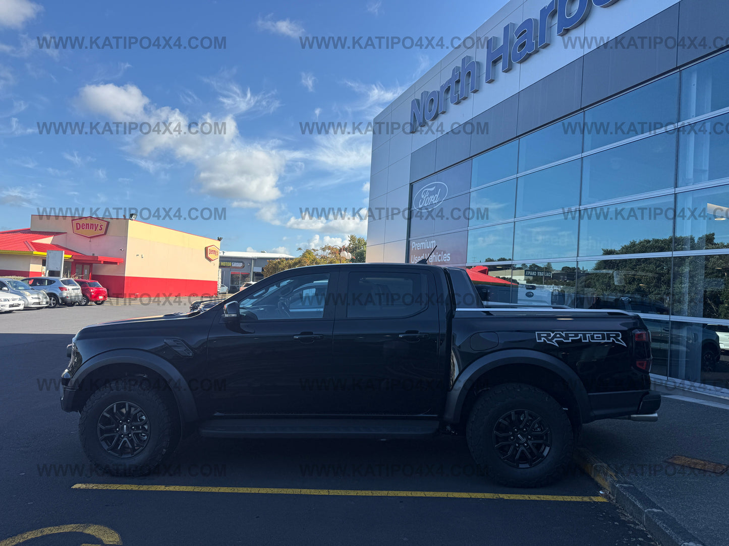 2022+ ( BLACK )  NEXT-GEN FORD RANGER & RAPTOR ELECTRIC ROLLER LID SPORTS BAR. ( FREE FITTING OR SHIPPING )