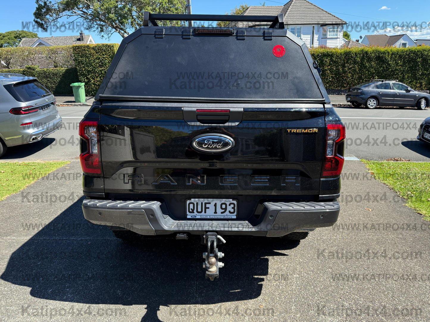 NEXT-GEN 2022+ FORD RANGER & RAPTOR  Tradesman’s Aluminium Canopy With Central locking & Roof Rack
