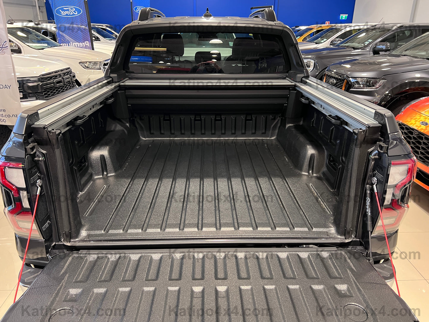 2023+ Ford Ranger Platinum & Wildtrak-X NEXT-GEN Electric roller lid and rack system ( NEW )