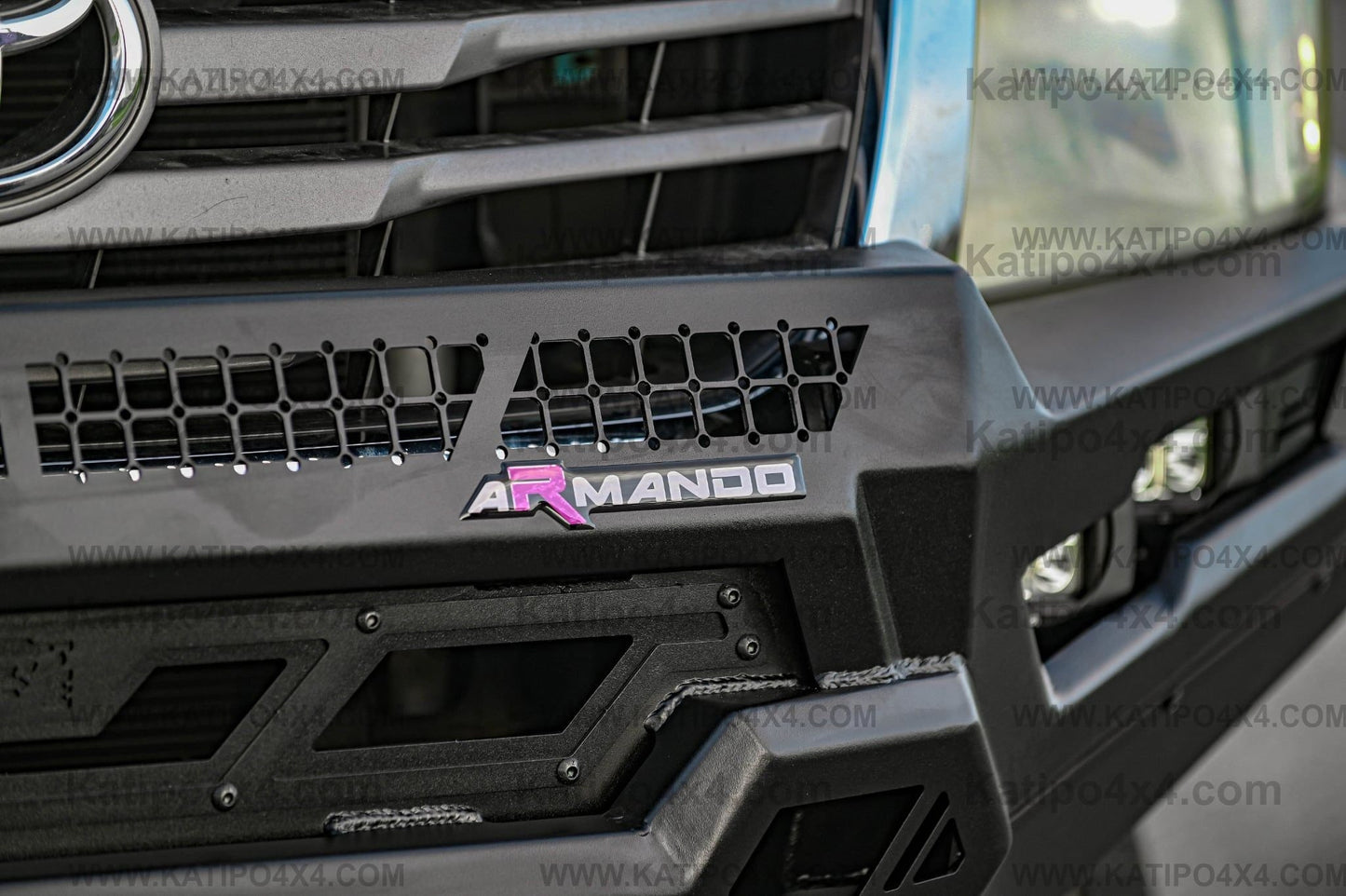 ARMANDO® Spartan Series Bull Bar to suit Toyota Hilux  2004-2015