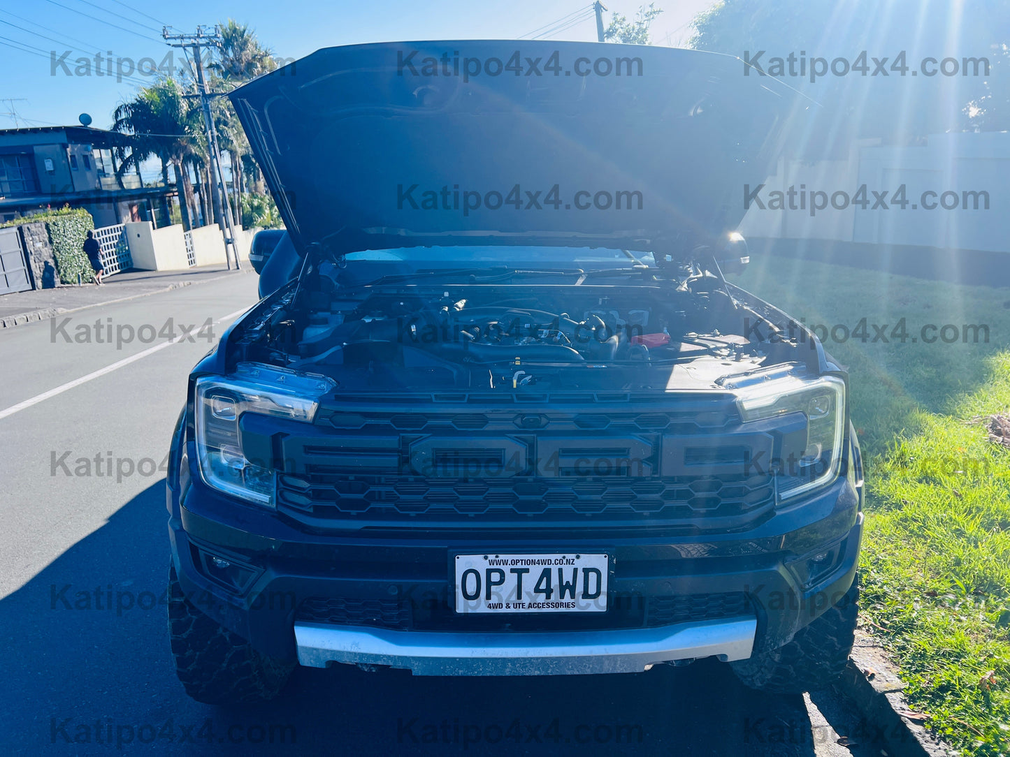 NEXT-GEN FORD RANGER & RAPTOR Bonnet Gas Struts
