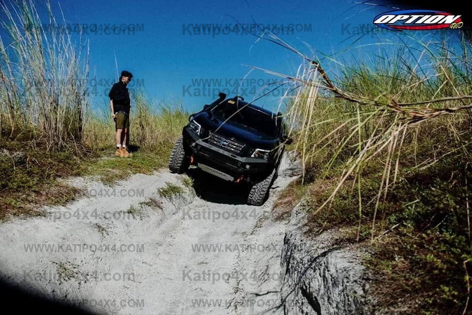 OPTION4WD - V.1 FRONT WINCH BAR - NISSAN NAVARA (2015-2019 )