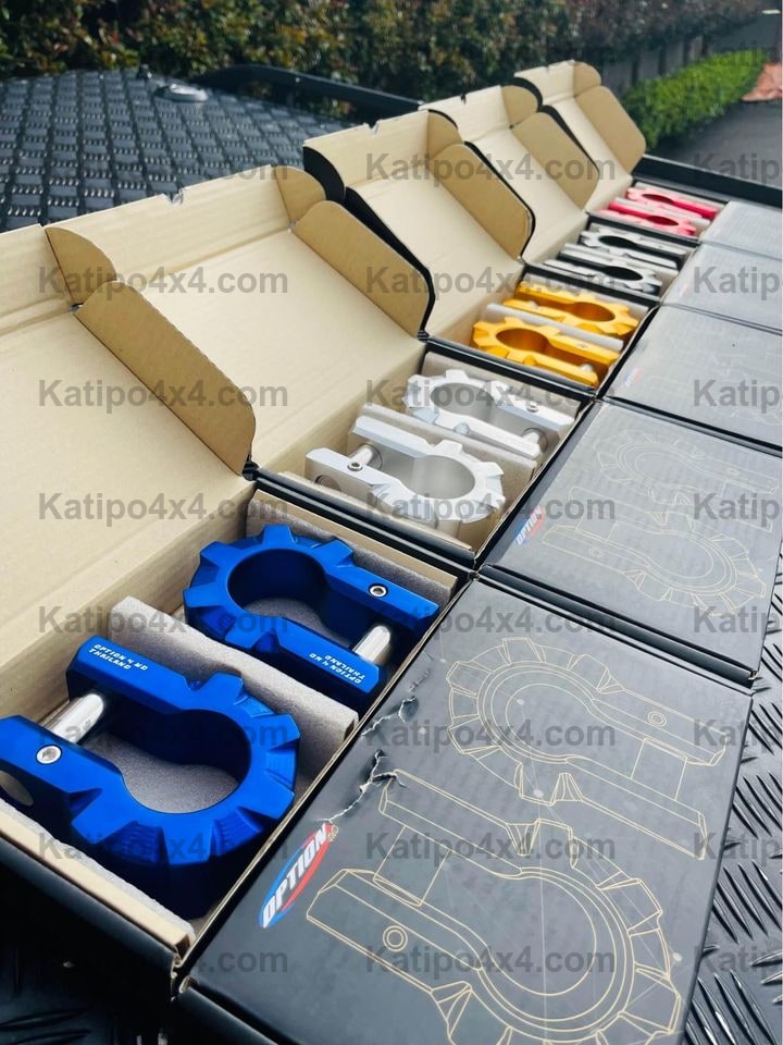 Option4WD Aluminium Shackles ( NEW ZEALAND ONLY )