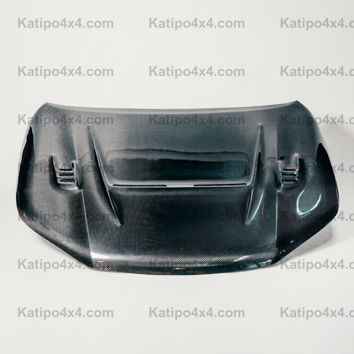 N80 TOYOTA HILUX  CARBON BONNET, TYPE - BATMAN GT (2015-2022)