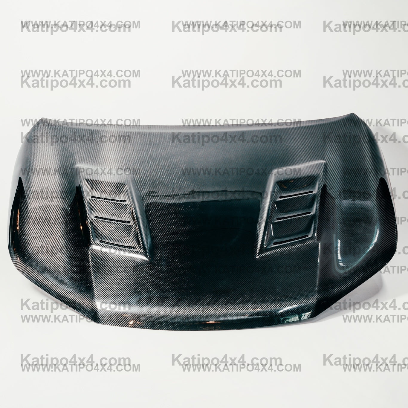 N80 TOYOTA HILUX  CARBON BONNET, TYPE  V-SHAPE (2015-2022)