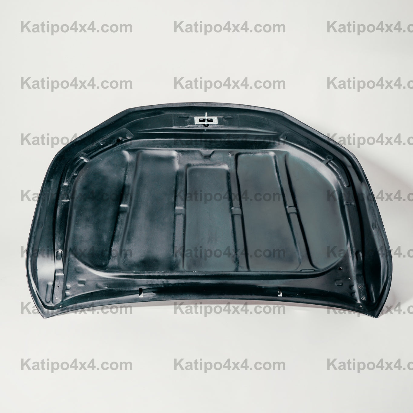 N80 TOYOTA HILUX  CARBON BONNET, TYPE - BATMAN GT (2015-2022)