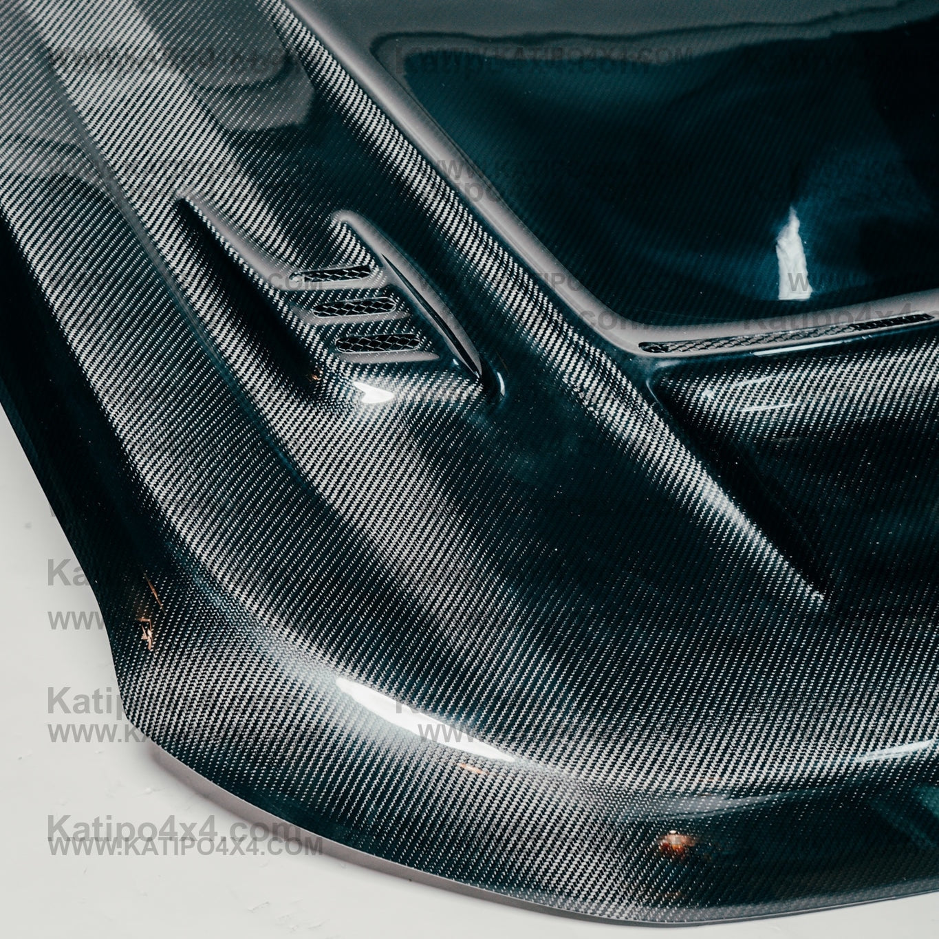 FORD RANGER, EVEREST & RAPTOR  CARBON BONNET, TYPE - BATMAN GT(2015-2022) N.Z ONLY