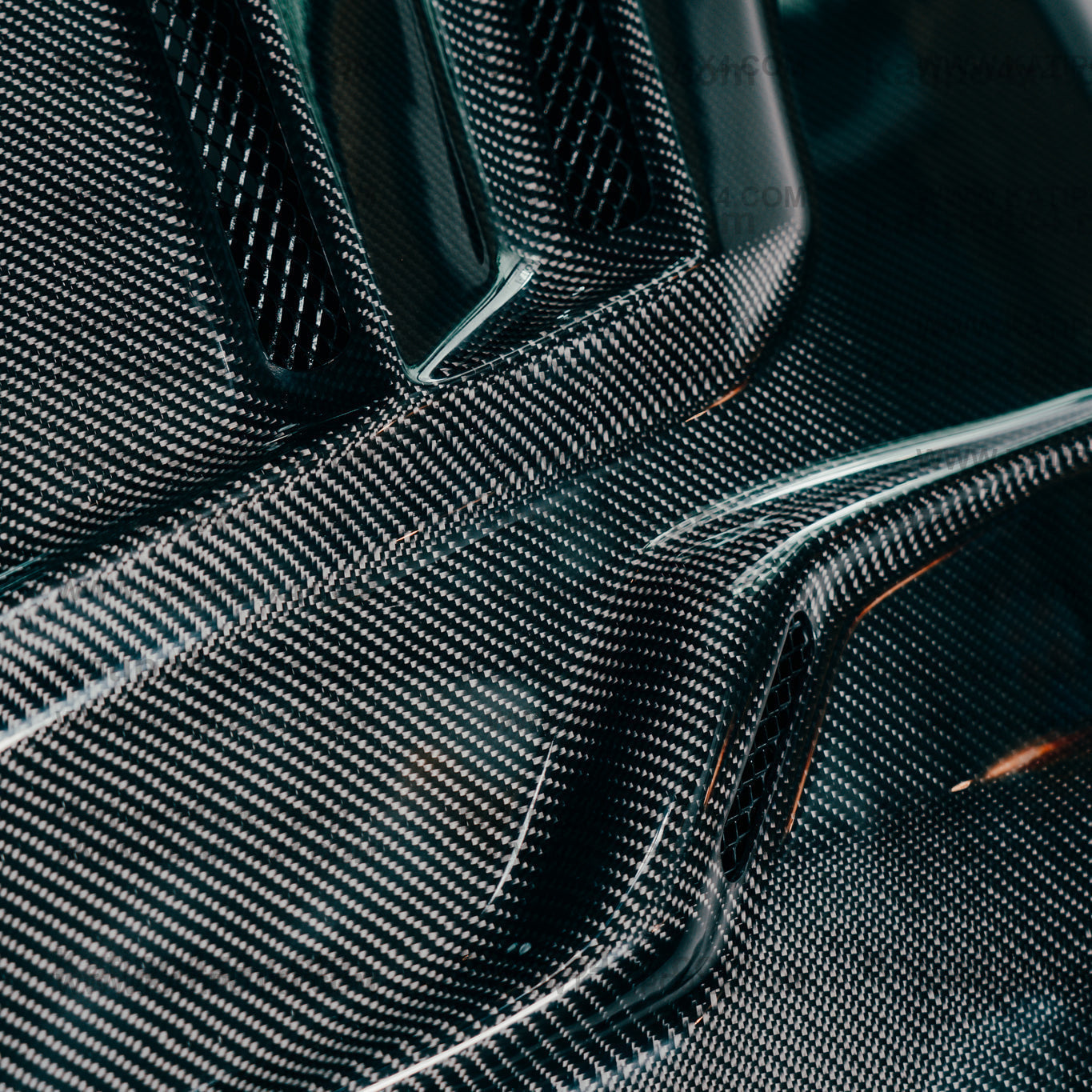 FORD RANGER, EVEREST & RAPTOR  CARBON BONNET, TYPE - STINGER (2015-2022) WORLDWIDE SHIPPING