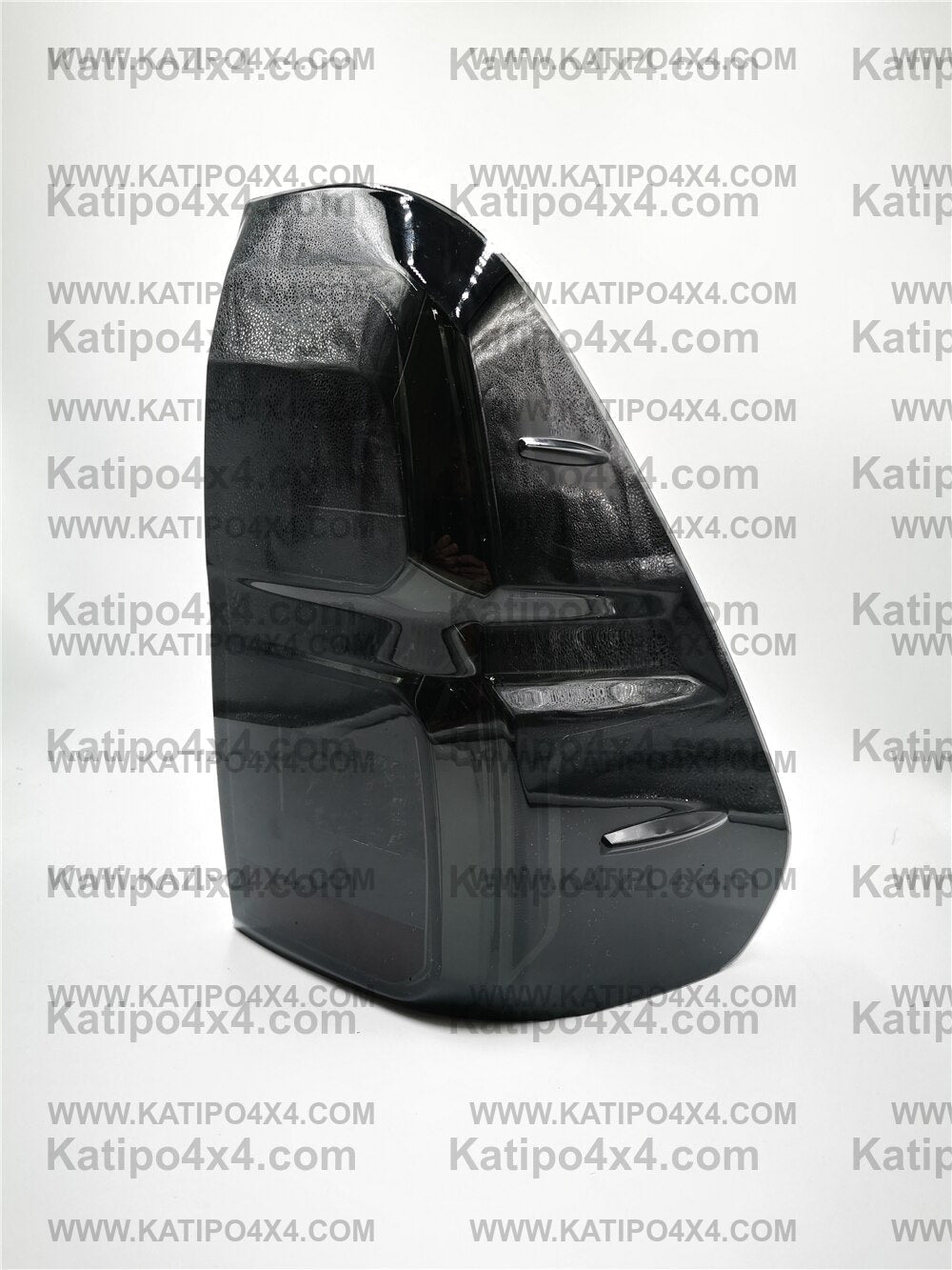 N80 TOYOTA HILUX LED REAR TAIL LIGHTS, TYPE - DARK KNIGHT