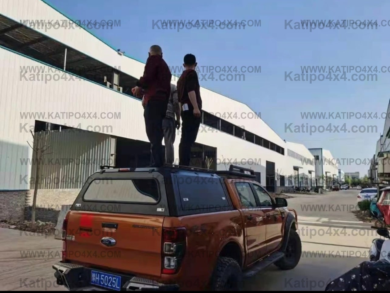 NISSAN NARAVA-  Heavy Duty Secure & Strong Lock-up Steel Canopy ( 500KG TOP LOAD )