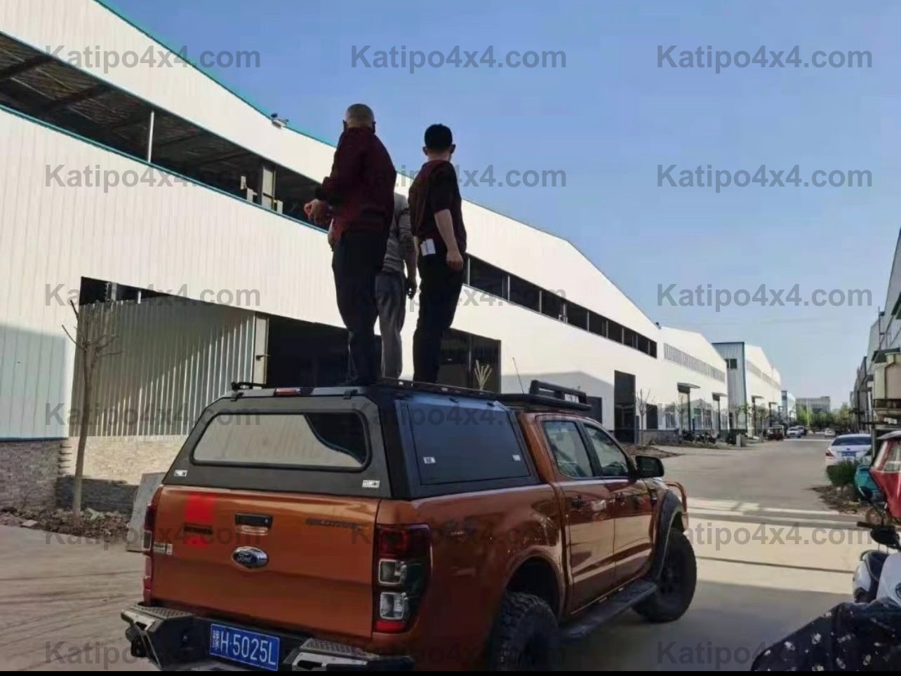 FORD RANGER & RAPTOR  2012-2022 -   Heavy Duty Secure & Strong Lock-up Aluminium Canopy ( PRE-ORDER )