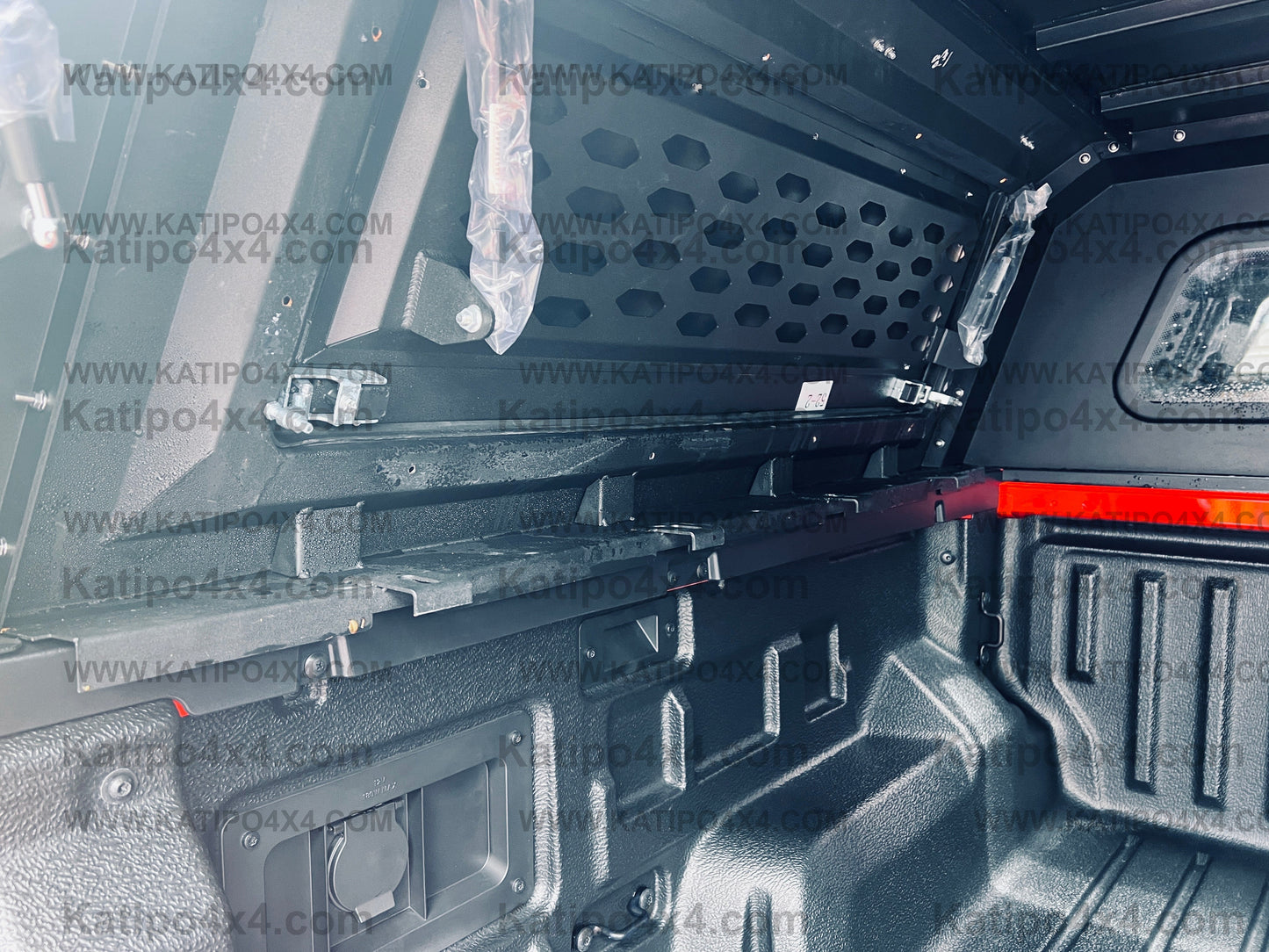 NEXT-GEN 2022+ FORD RANGER & RAPTOR  Aluminium Canopy ( FREE WORLD WIDE SHIPPING )