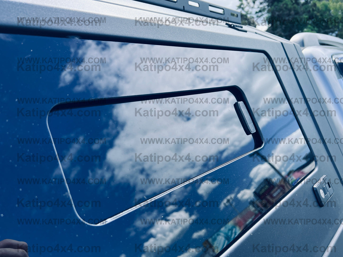 FORD RANGER & RAPTOR  2012-2022 -   Heavy Duty Secure & Strong Lock-up Aluminium Canopy ( PRE-ORDER )