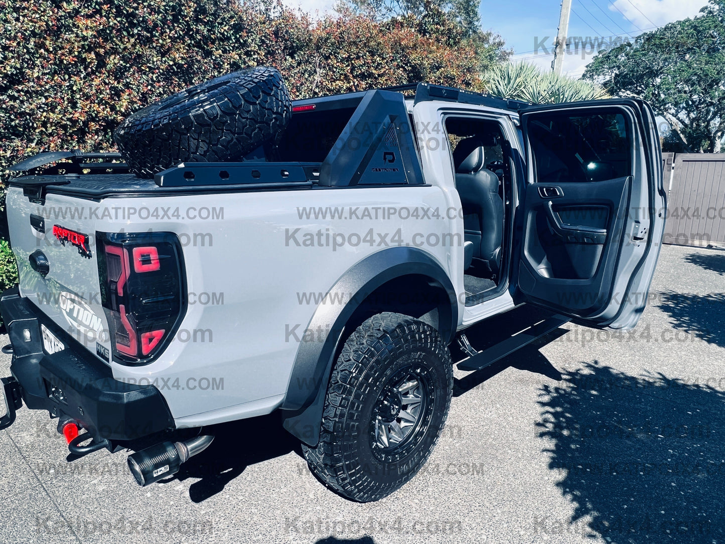 ELECTRIC POWER RETRACTABLE BOARD / FORD RANGER,  RAPTOR SIDE STEPS (2012-2025+) with LED Lights - Or NO LIGHTS