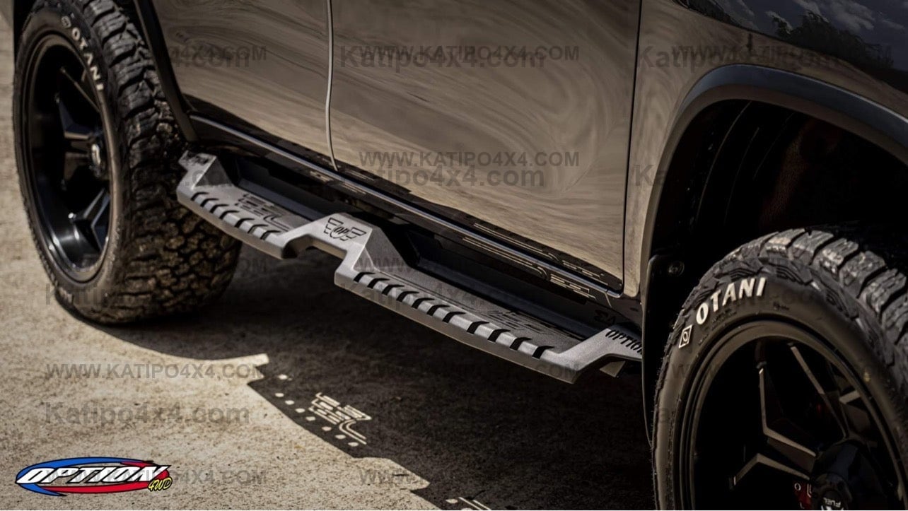 TOYOTA FORTUNER V.2 SIDE STEPS 2015-2024+