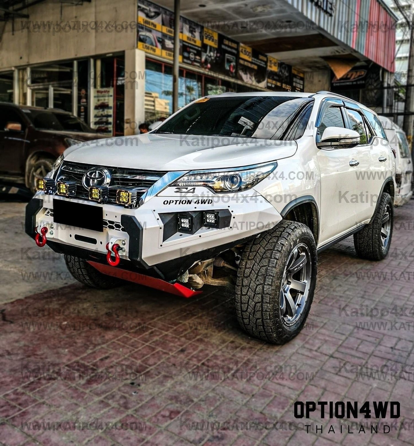 TOYOTA FORTUNER V.1 FRONT BAR ( 2015-2020 )