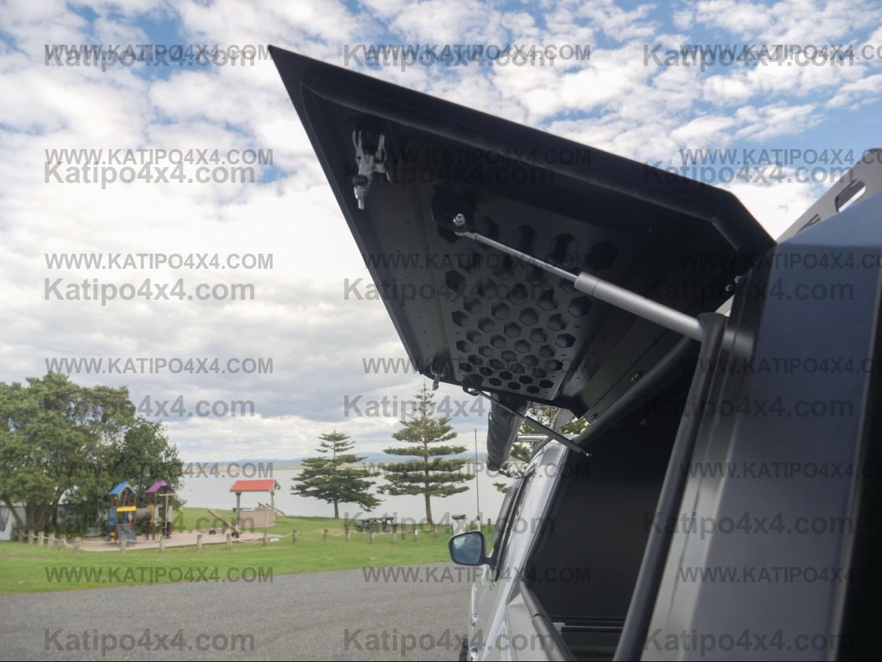 MAZDA BT-50 2012-2022 Heavy Duty Secure & Strong Lock-up Steel Canopy ( 500KG TOP LOAD )