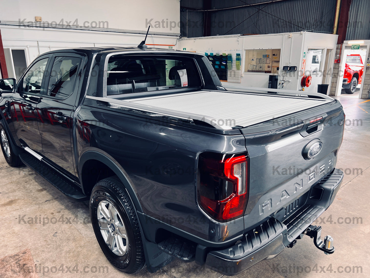 2022+ NEXT-GEN FORD RANGER & RAPTOR ELECTRIC ROLLER LID SPORTS BAR. ( FREE FITTING OR SHIPPING )