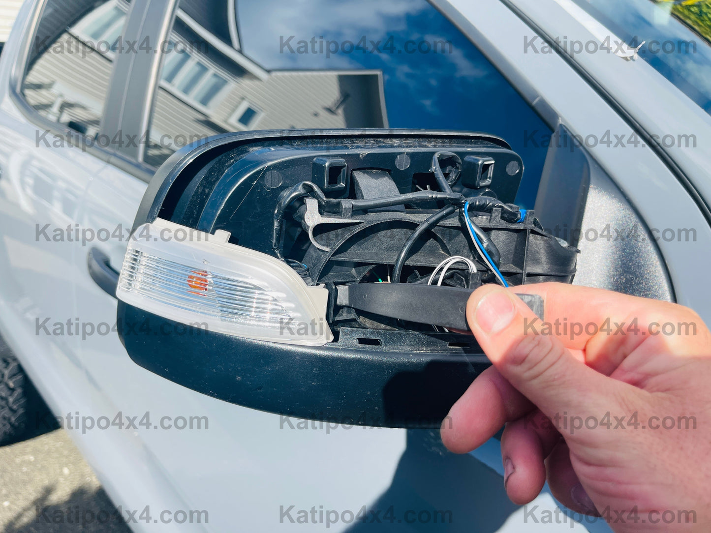 LED MIRROR DYNAMIC INDICATOR | TO SUIT FORD RANGER, RAPTOR & EVEREST (2012-2022)