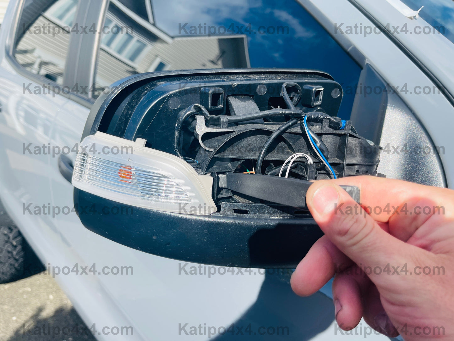 LED MIRROR DYNAMIC INDICATOR | TO SUIT FORD RANGER, RAPTOR & EVEREST (2012-2022)