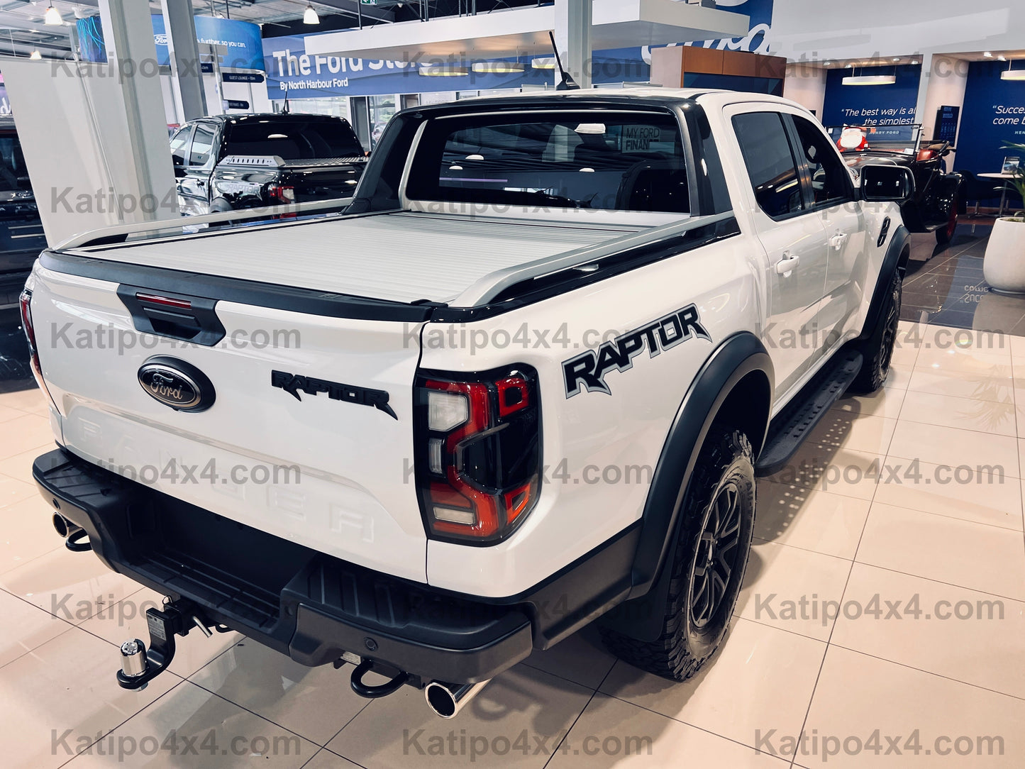 2022+ NEXT-GEN FORD RANGER & RAPTOR ELECTRIC ROLLER LID SPORTS BAR. ( FREE FITTING OR SHIPPING )