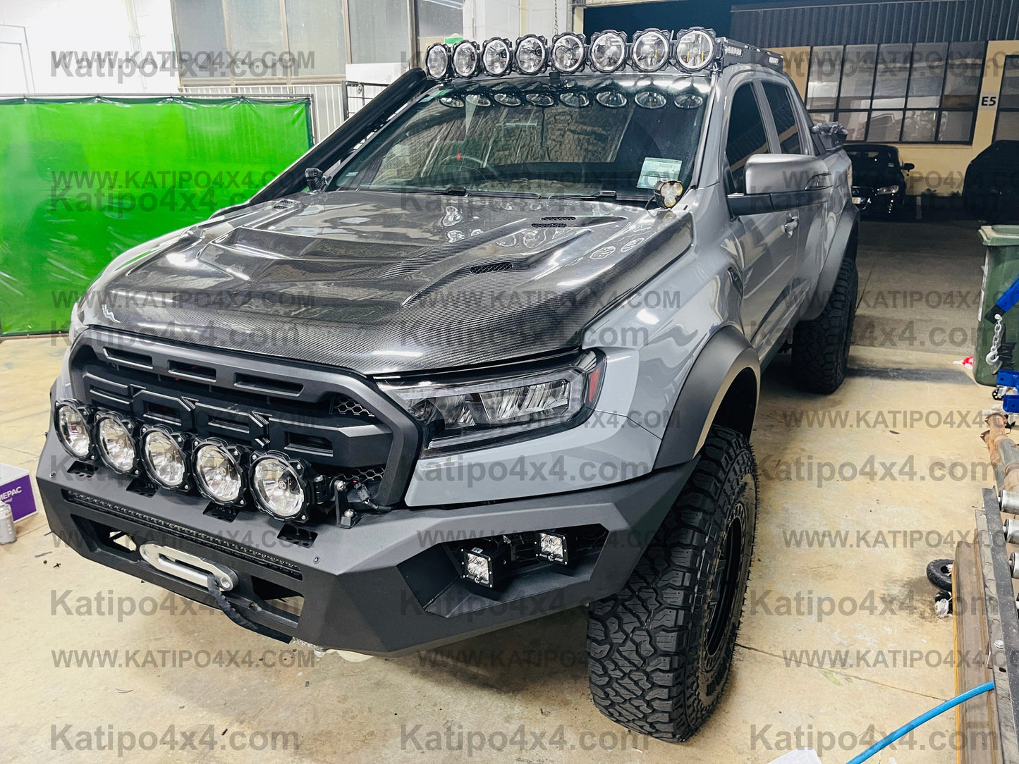 FORD RANGER, EVEREST & RAPTOR  CARBON BONNET, TYPE - STINGER (2015-2022) WORLDWIDE SHIPPING