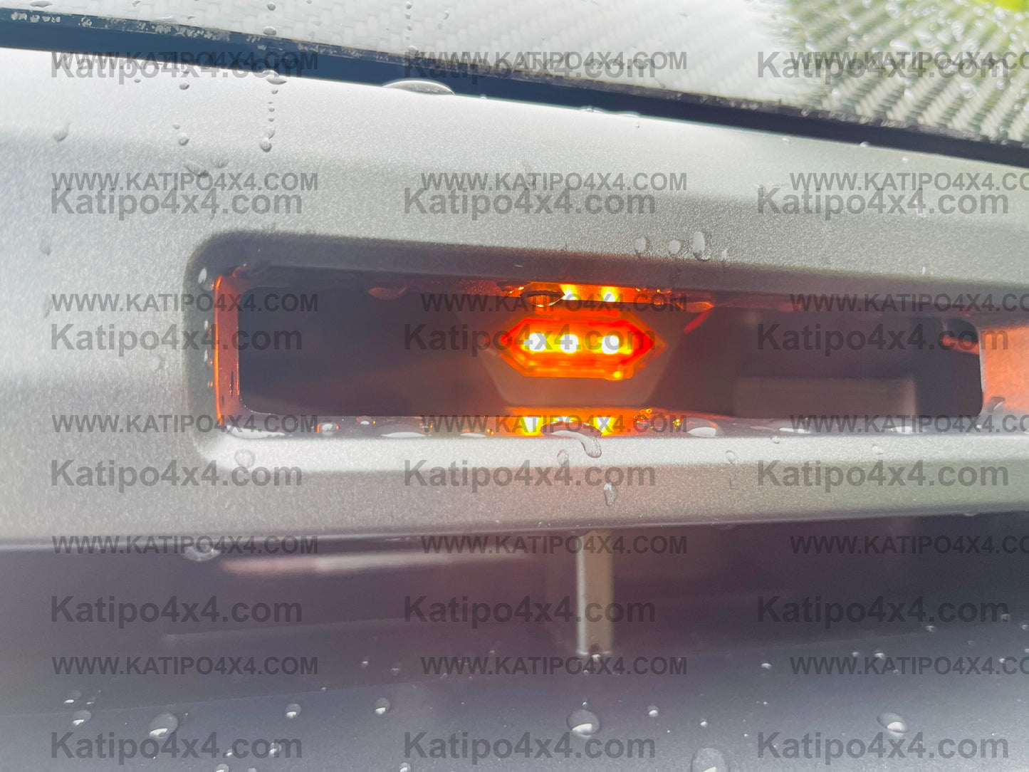 FORD RANGER RAPTOR GRILL - AMBER RUNNING LIGHTS ( F-150 STYLE ) ( FREE WORLDWIDE SHIPPING )