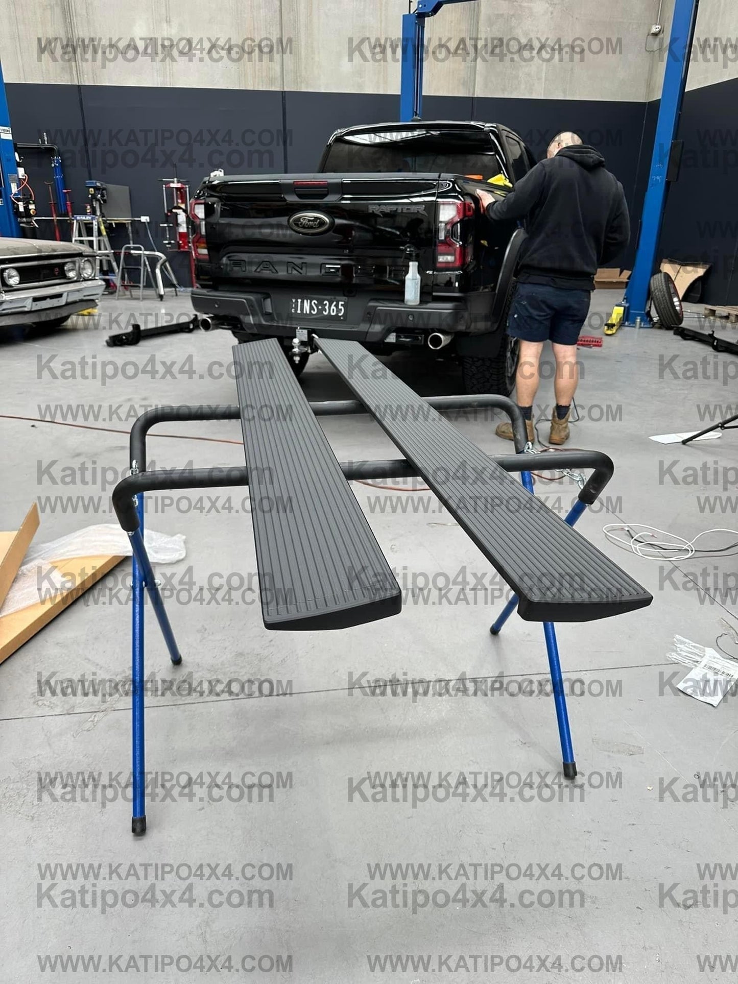 ELECTRIC POWER RETRACTABLE BOARD / FORD RANGER,  RAPTOR SIDE STEPS (2012-2025+) with LED Lights - Or NO LIGHTS