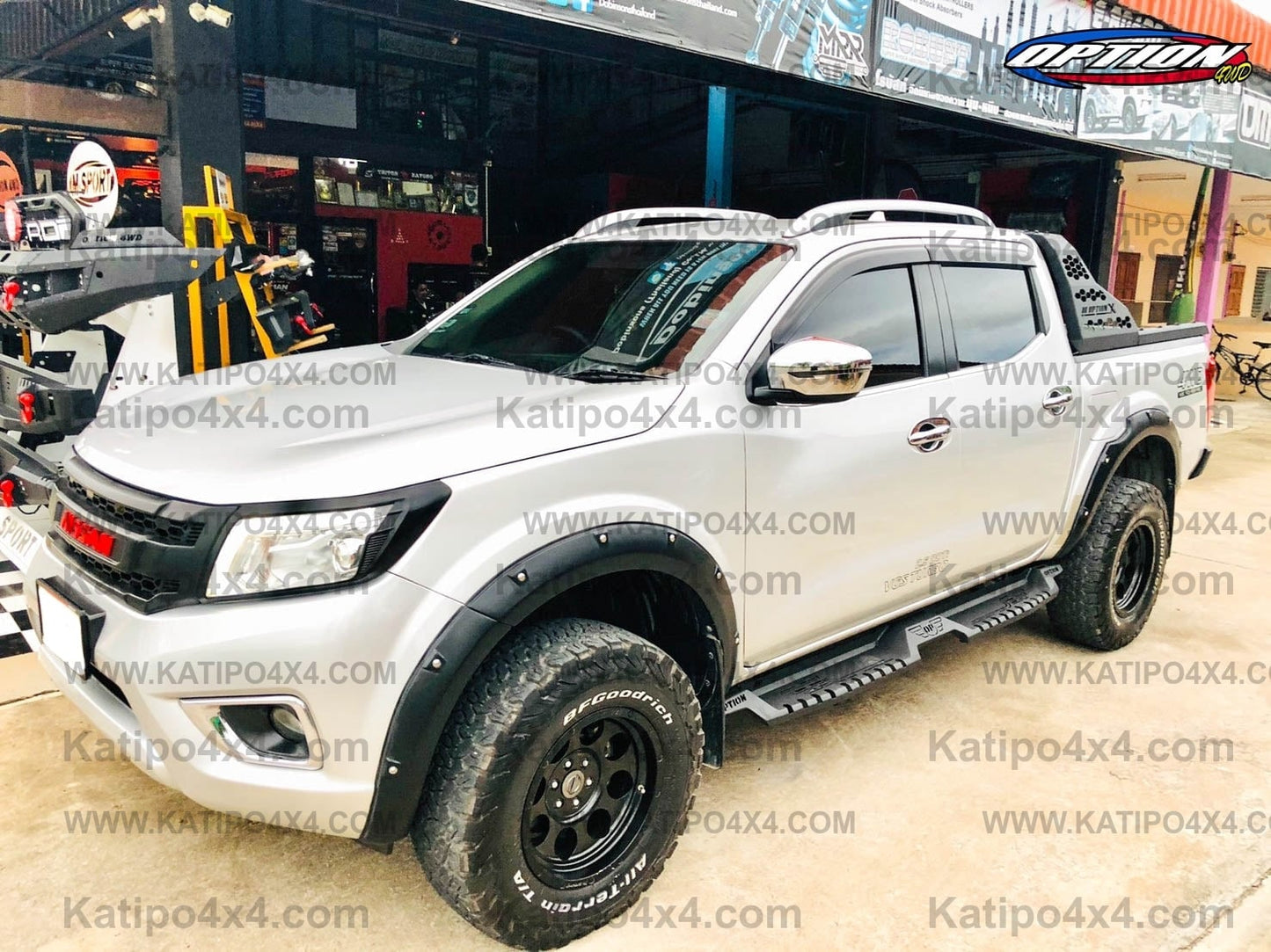 OPTION4WD - NISSAN NP300 V.2 SIDE STEPS ( 2015-2023 )