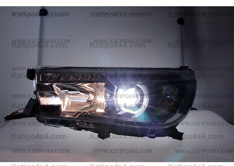 TOYOTA HILUX N80 LED HEADLIGHTS 2015-2019