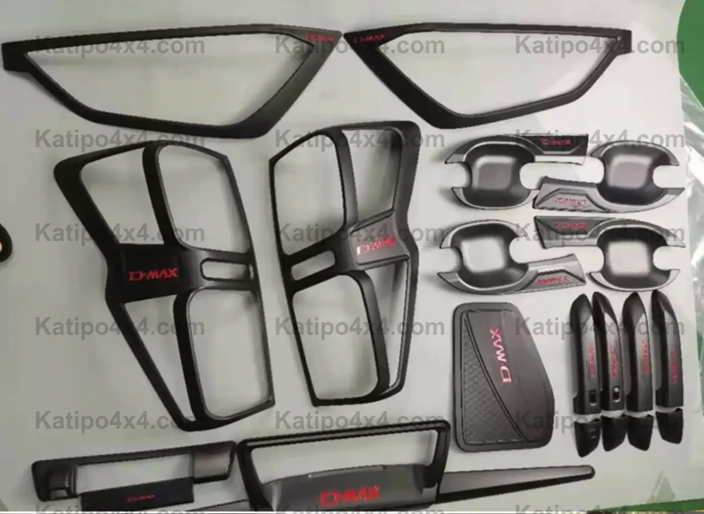 Isuzu D-max FULL BLACK OUT TRIM KIT 2020+