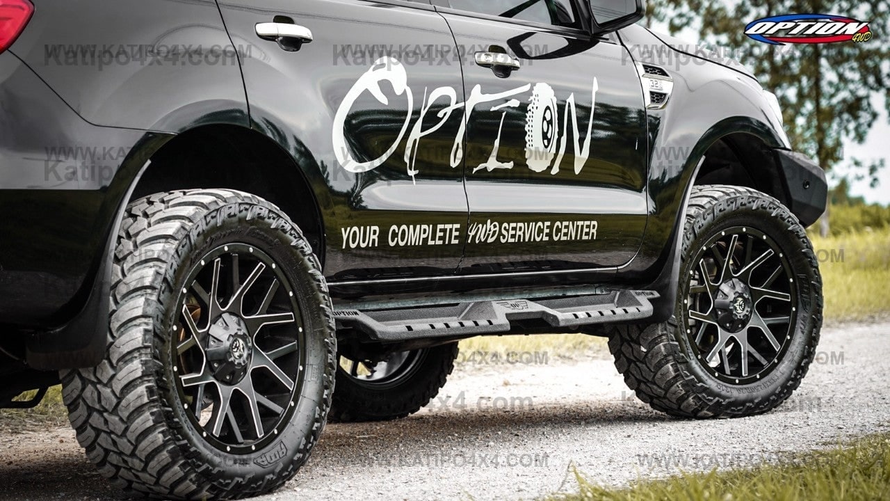 OPTION4WD - FORD EVEREST V.2 SIDE STEPS (2015-2022)